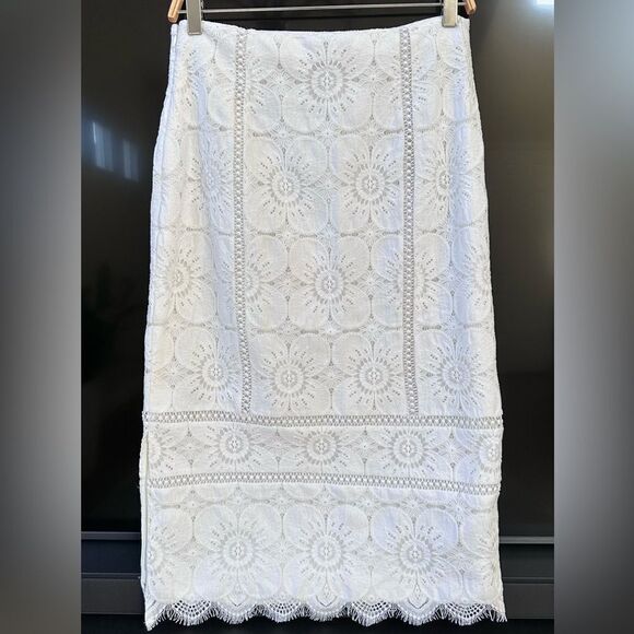 Banana Republic White Lace Midi Skirt With Side Slit - Picture 8 of 11